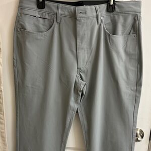 Dockers Slim Straight Men's Jeans in Light Gray